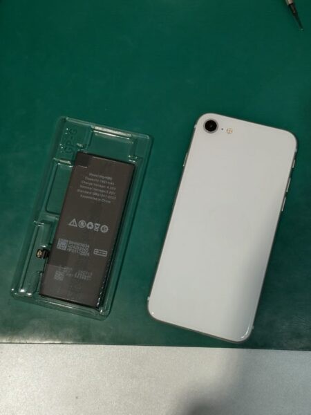 iPhone SE2（アイフォン）のバッテリーが持たない？当店で交換可能です！