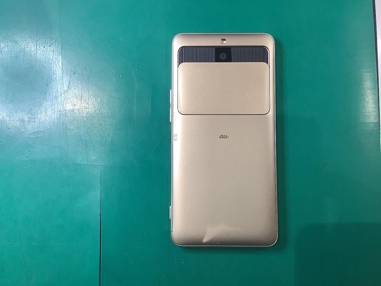 かんたんスマホのバッテリー交換ならデータそのまま・最短即日修理のスマホ修理工房ラザウォーク甲斐双葉店へ！