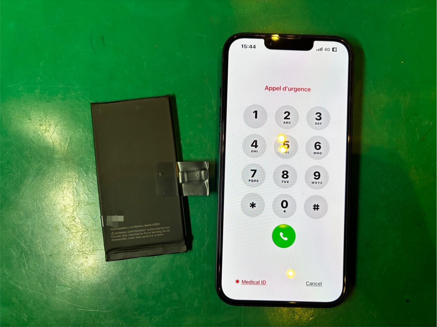充電の減りが早い…　iPhone14　バッテリー交換修理【スマホ修理工房ミーツ国分寺店】
