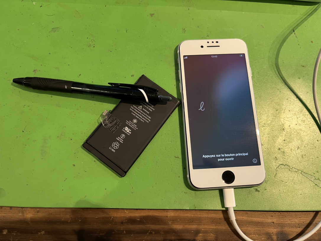 iPhone SE(第2世代)バッテリー交換