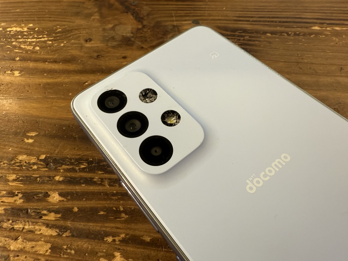 カメラレンズが割れたGalaxy A53