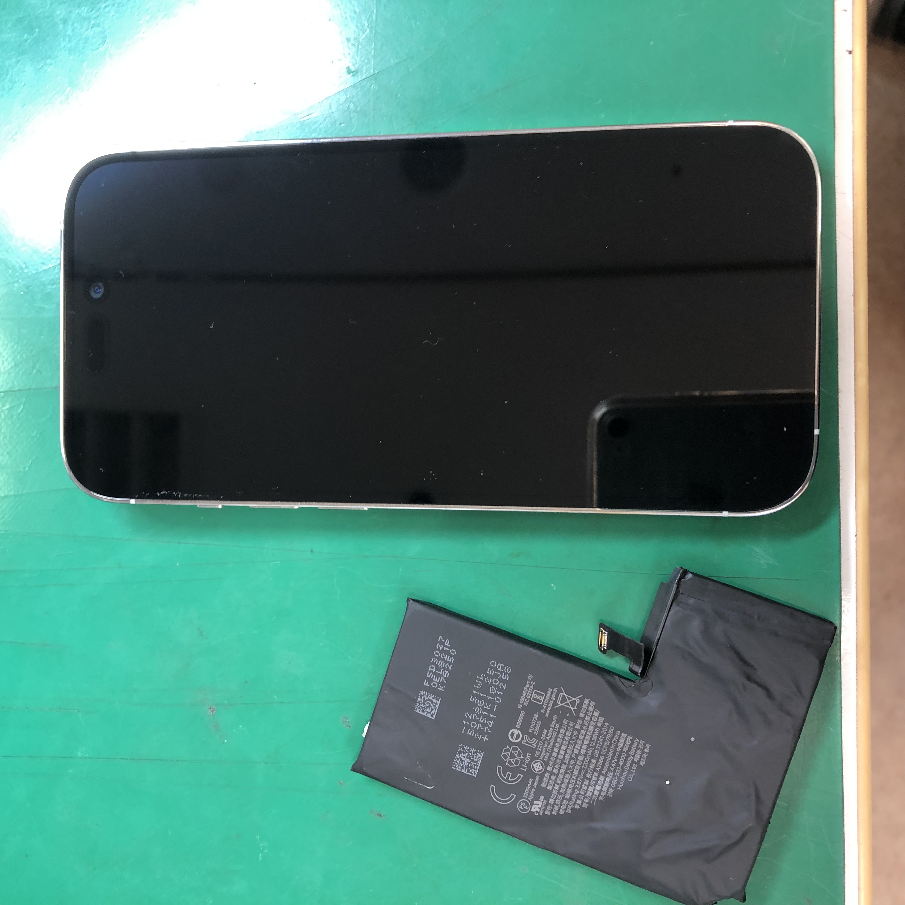 iPhone14Pro バッテリー交換【三鷹店】