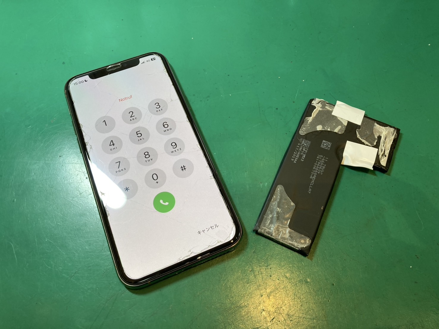 【スマホ修理工房新百合丘オーパ店】iPhone11Pro（アイフォン11プロ） バッテリー交換修理