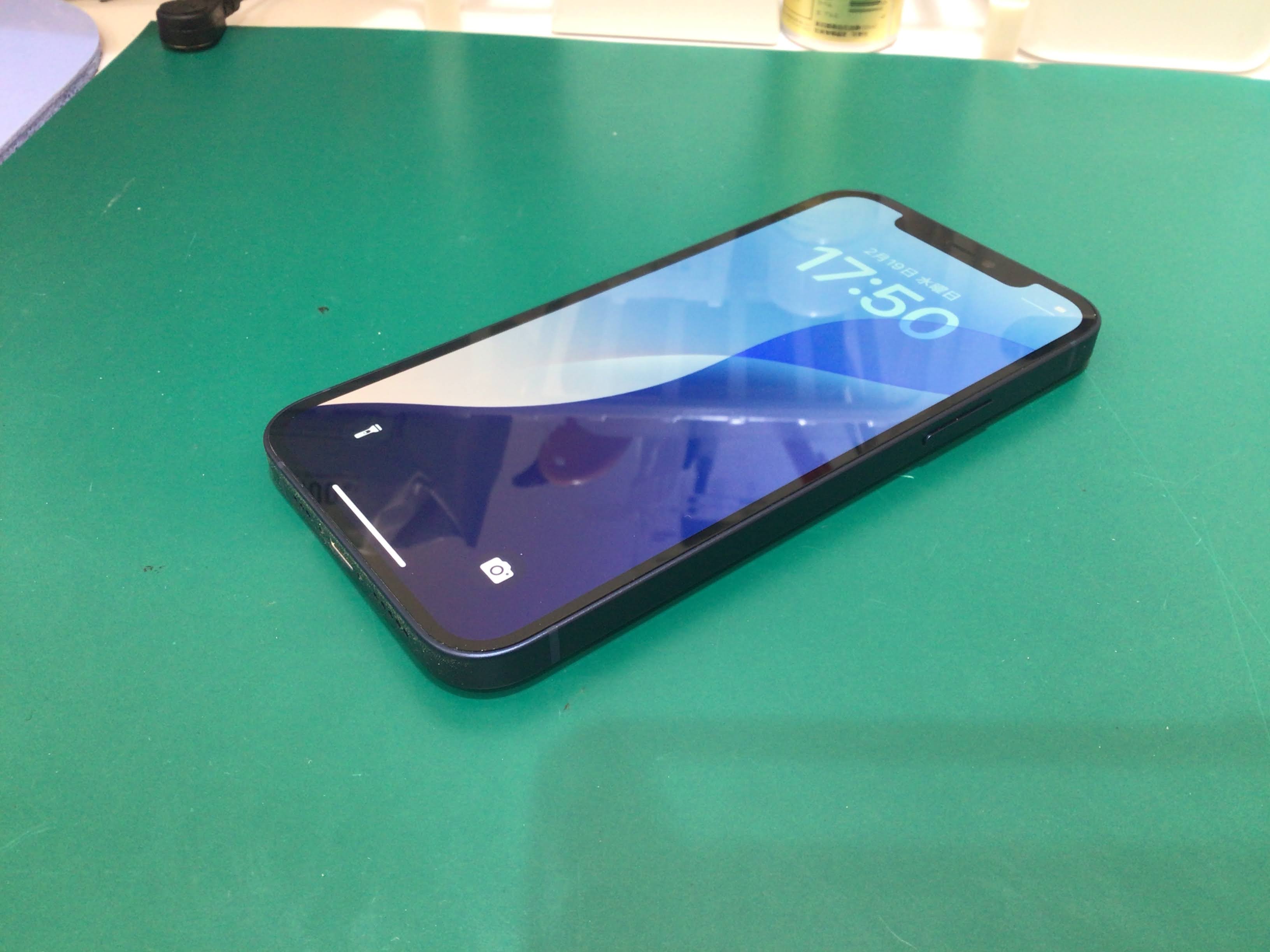 iPhone 12ならデータをそのまま・最短即日修理のスマホ修理工房二俣川店にご相談ください！！