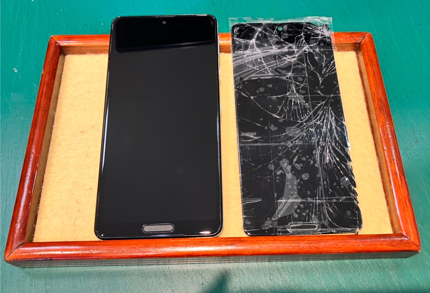 AQUOSsense5Gの液晶交換を行いました！　-スマホ修理工房浦和パルコ店-