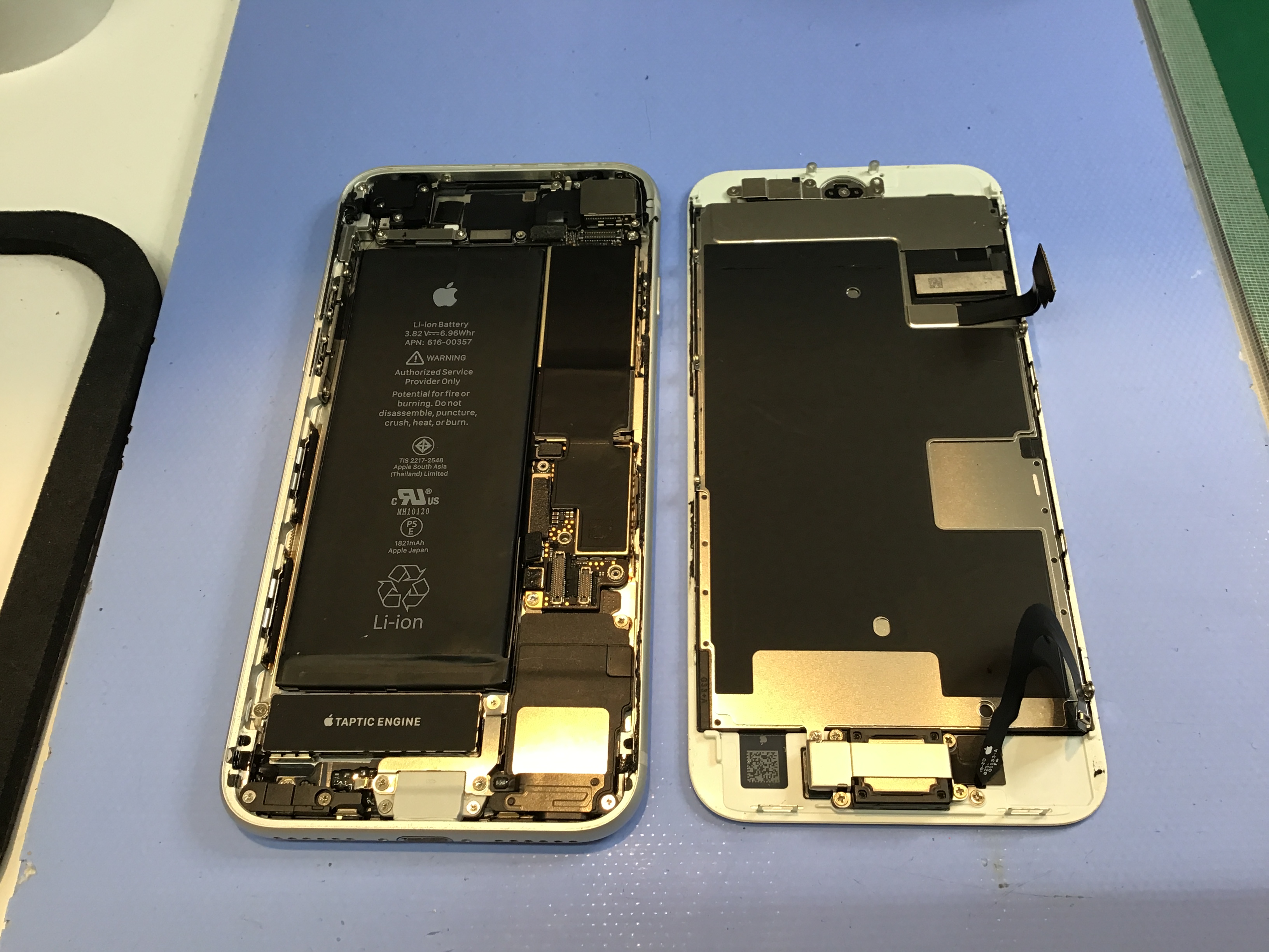 iPhone 8 のバッテリー交換は、データそのまま・即日修理のスマホ修理工房京王聖蹟桜ヶ丘ショッピングセンターB館店へ！