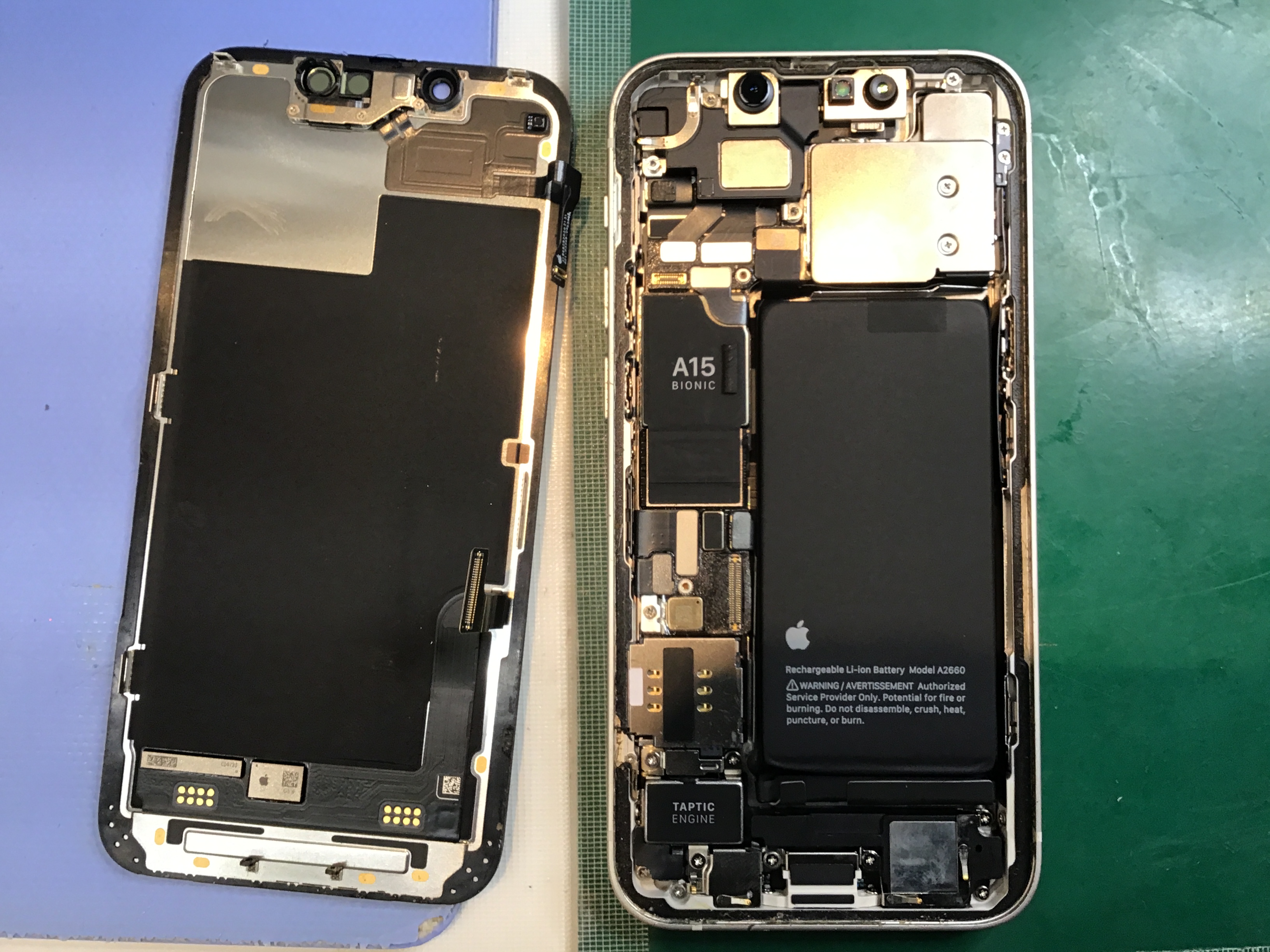 iPhone14Proのバッテリー交換は、データそのまま・即日修理のスマホ修理工房京王聖蹟桜ヶ丘ショッピングセンターB館店へ！