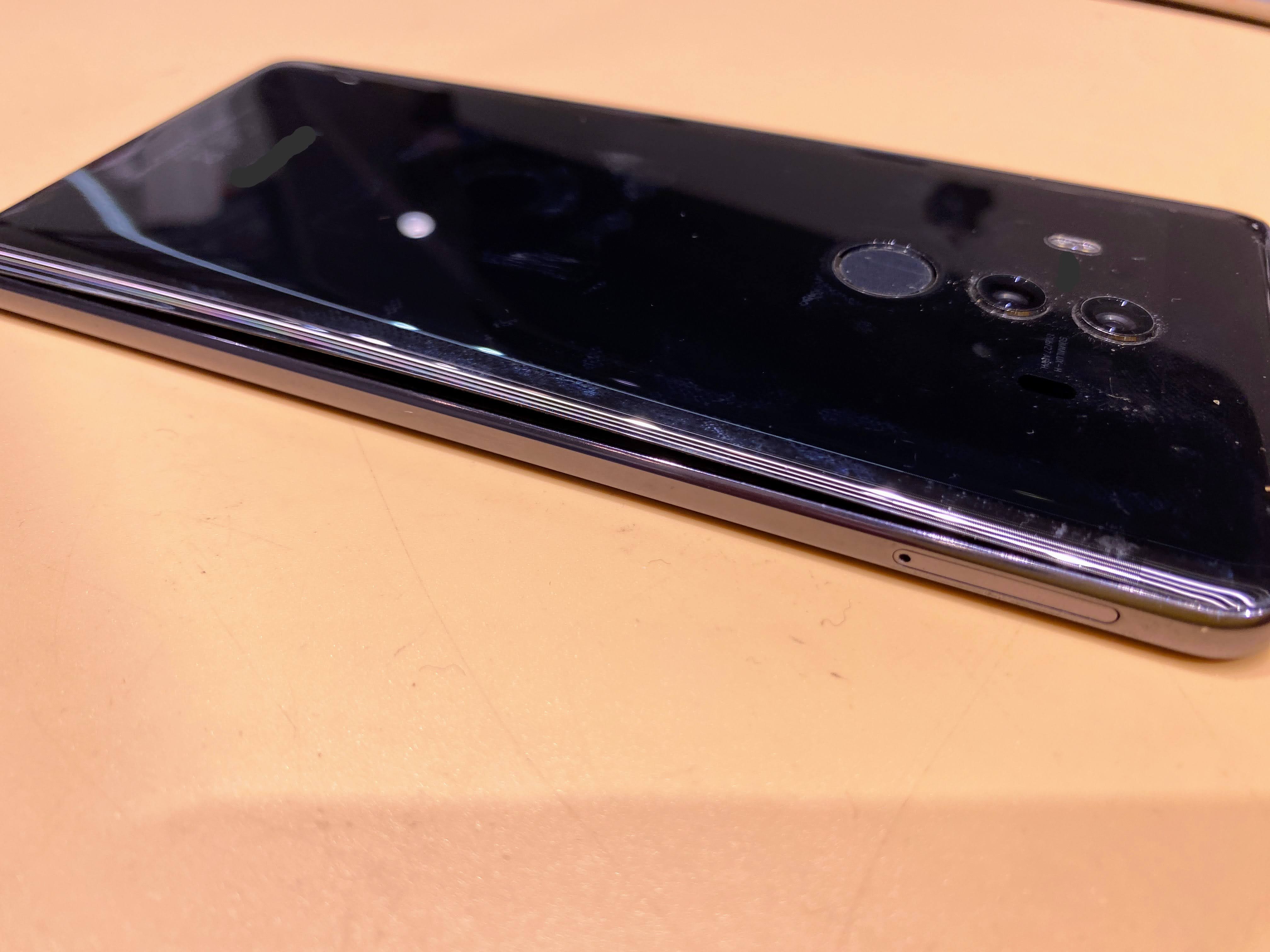 HUAWEI P30 Pro（ファーウェイ）バッテリー交換！膨張トラブルも90分で改善【スマホ修理工房イオンモール松本店】