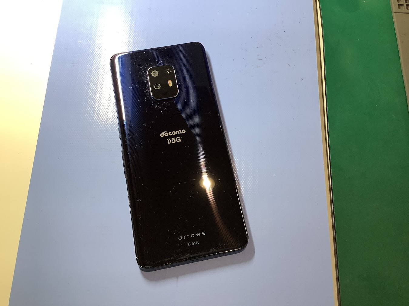arrows5Gのバッテリー交換ならデータそのまま・最短即日修理のスマホ修理工房橋本駅店へ！