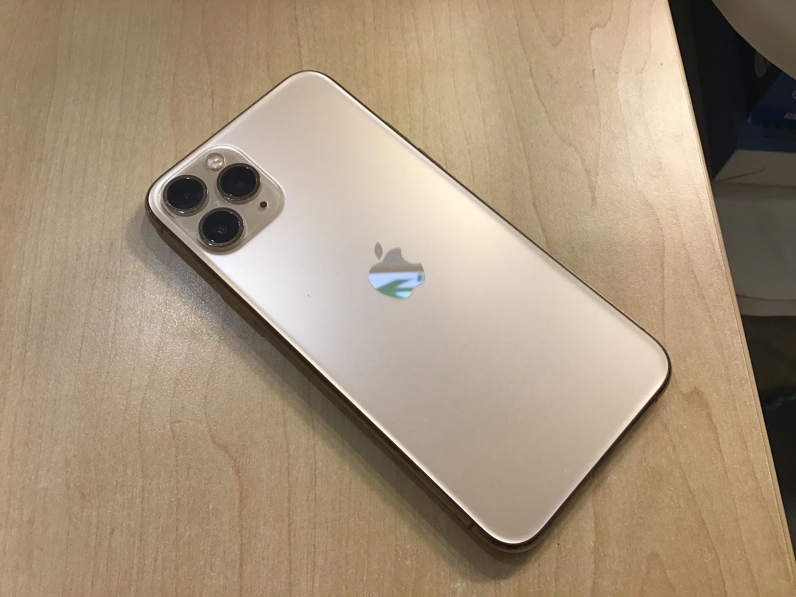 iPhoneのバッテリー持ち、そろそろ悪くなってきていませんか？
