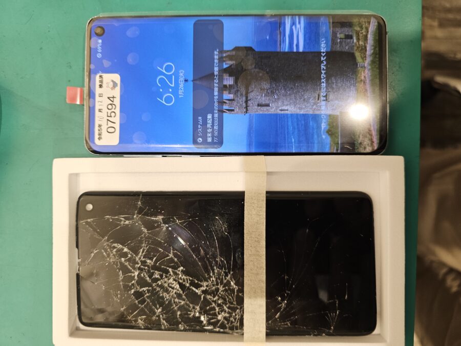 車にひかれてしまったGalaxy S10修理しました！！【スマホ修理工房北千住マルイ店】