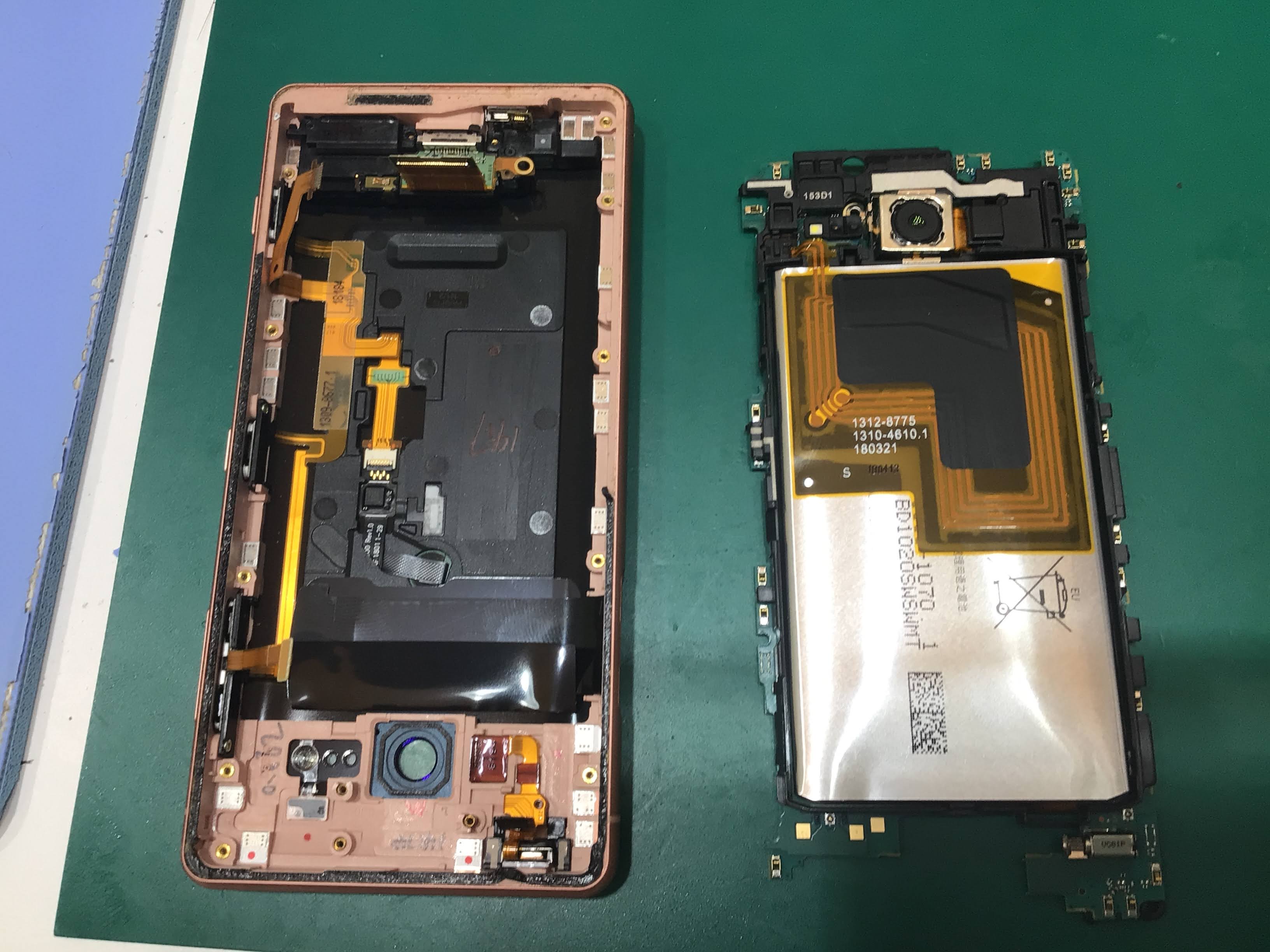 XperiaXZ2Compactバッテリー修理　データをそのまま・最短即日修理のスマホ修理工房イーアス高尾店にご相談下さい！