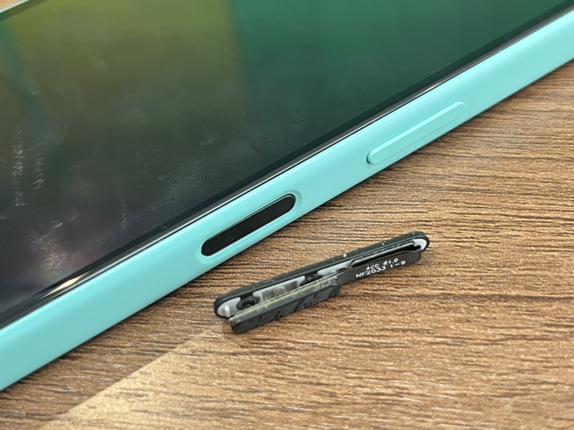 【Xperia 10 Ⅳ】スリープボタンが押せなくなってしまった、、、