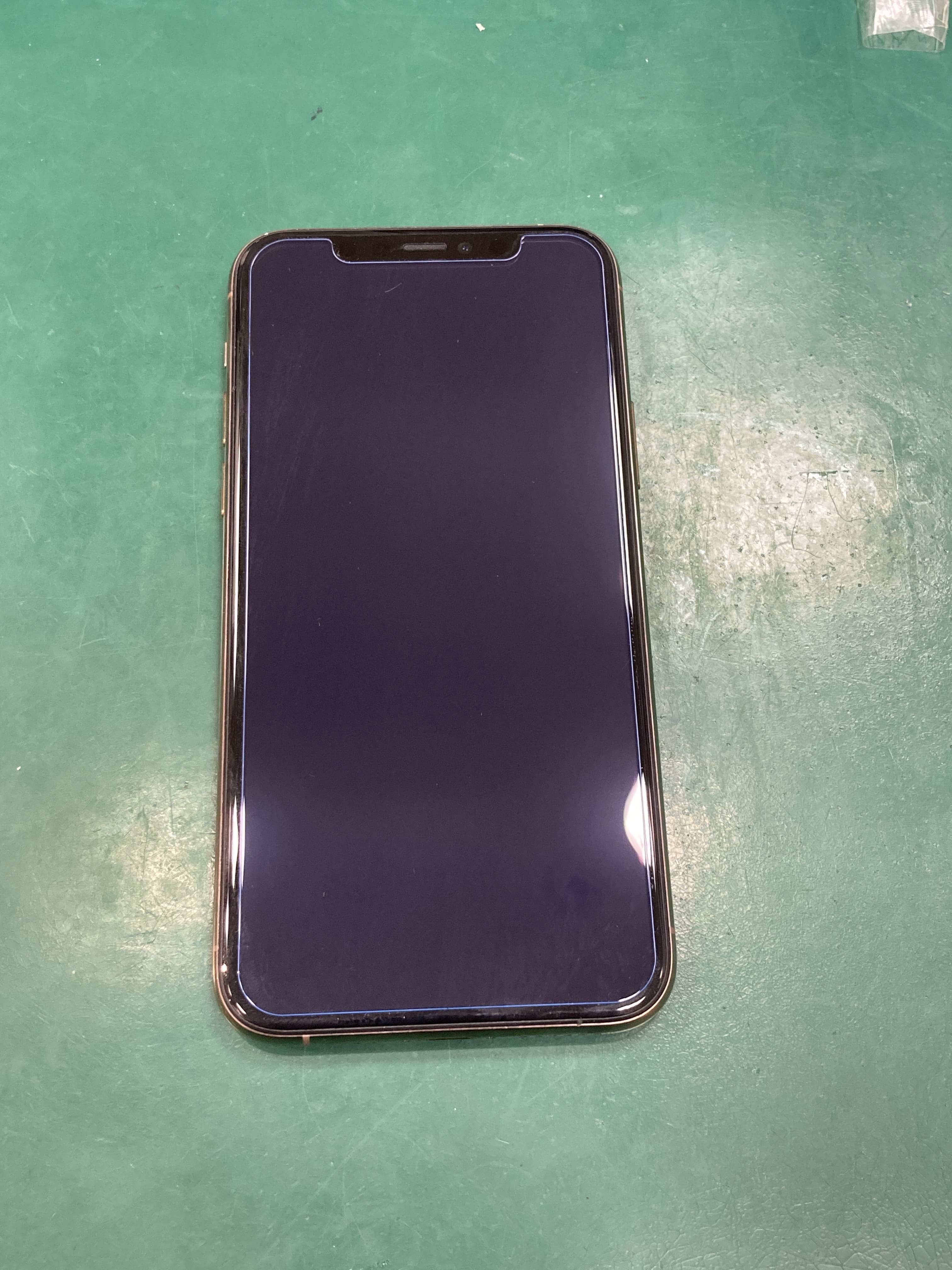 iPhone11Pro 朝起きたら起動ができない💦