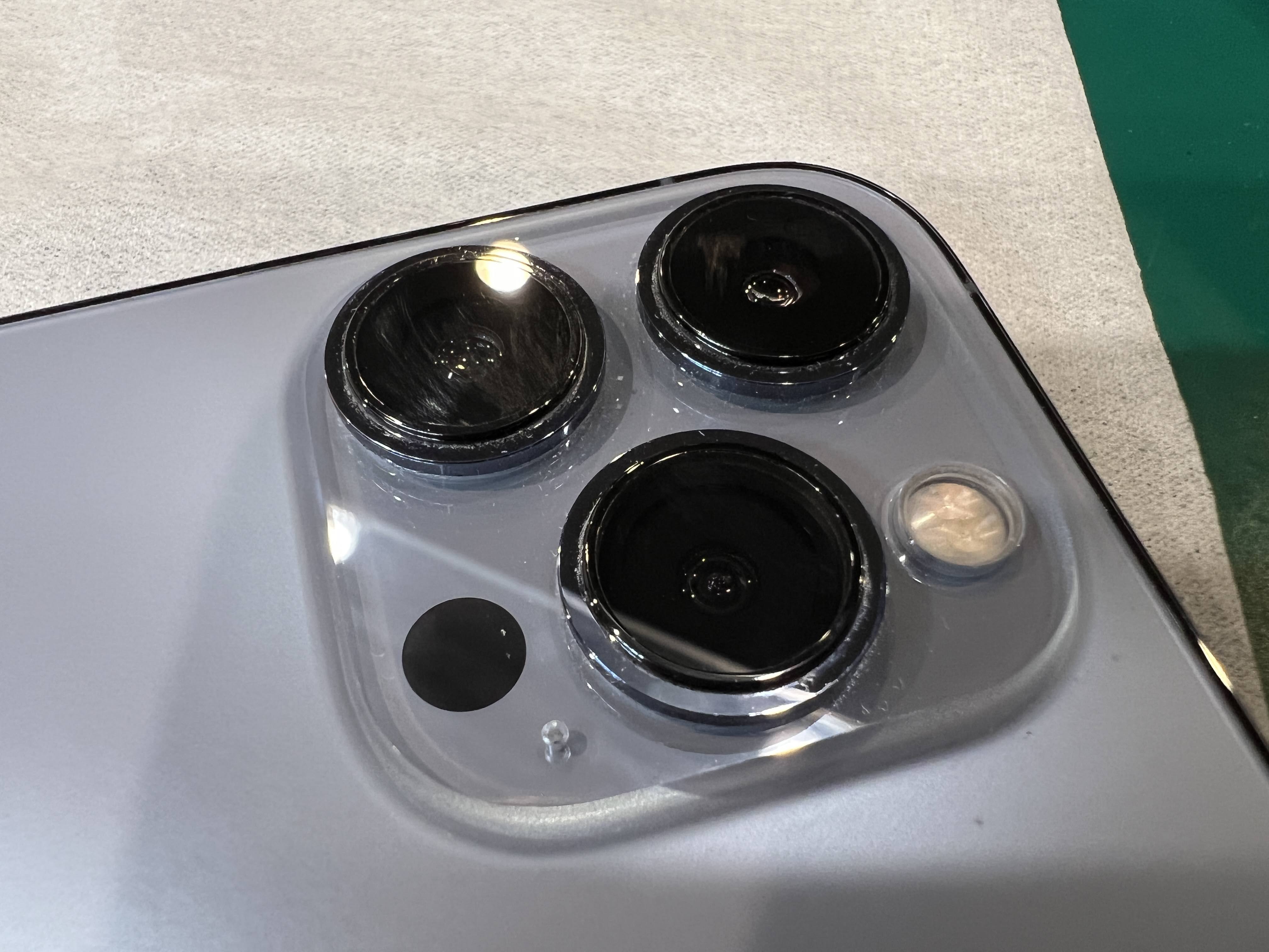 iPhone 13 Pro(アイフォン)のアウトカメラ交換を実施！【スマホ修理工房ペリエ千葉店】