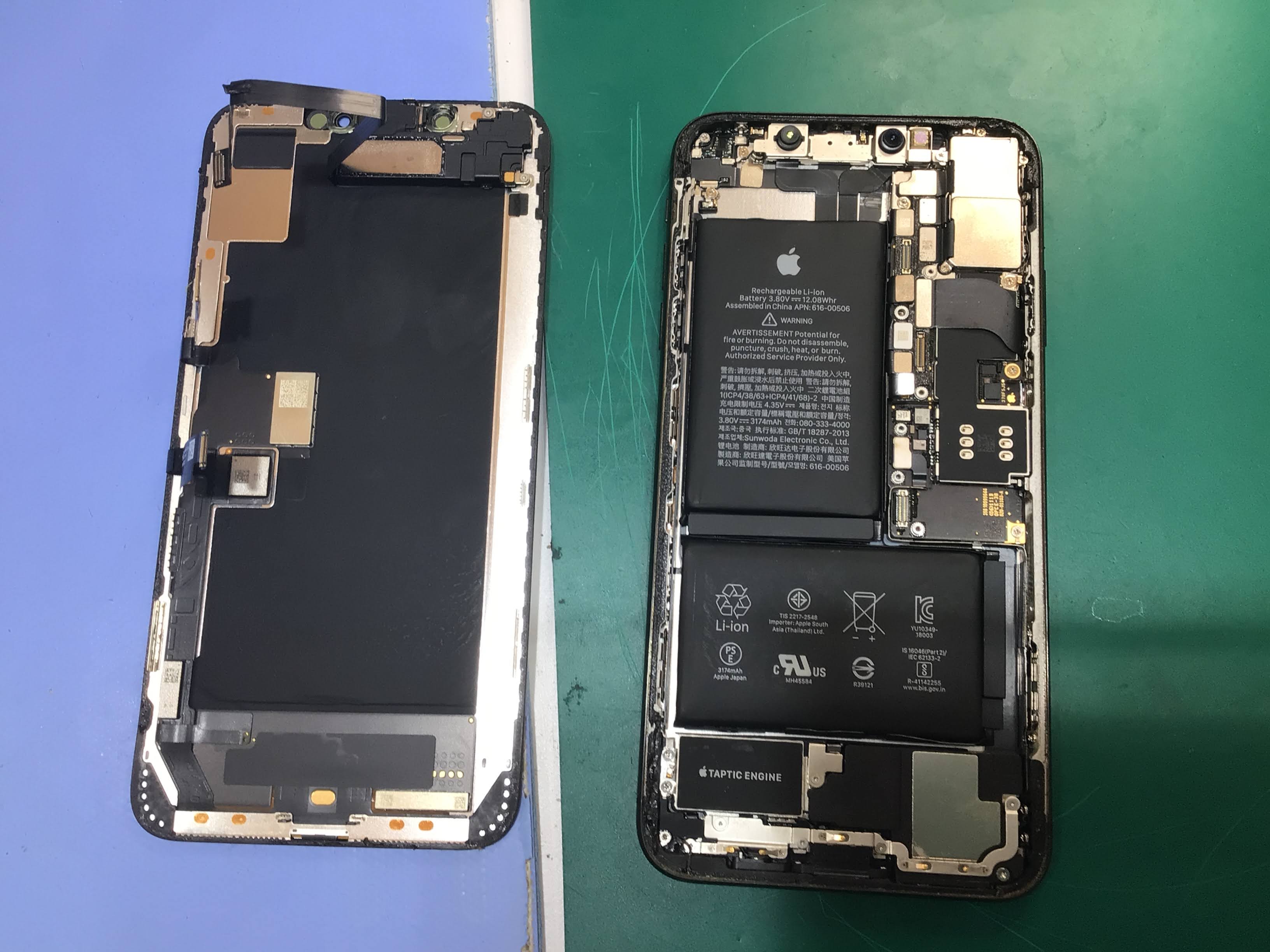 iPhoneXsMaxバッテリー修理　データをそのまま・最短即日修理のスマホ修理工房イーアス高尾店にご相談下さい！