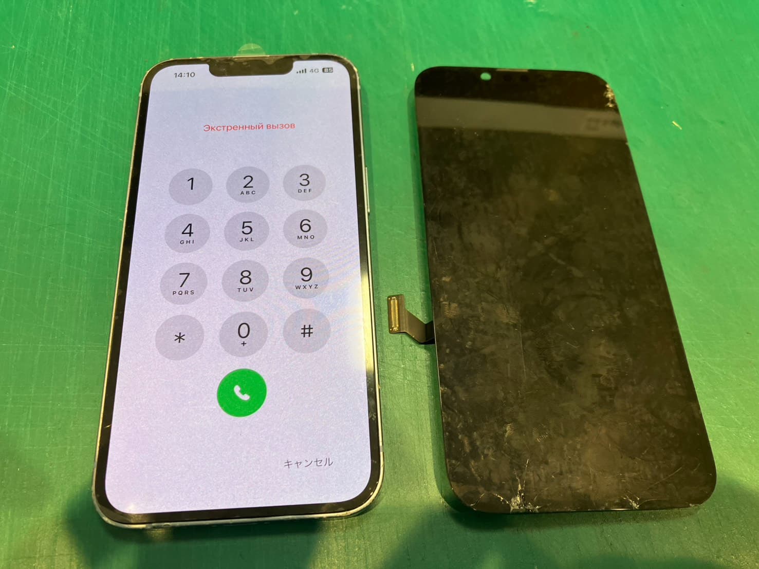 iPhone14の割れてしまった画面の交換修理をいたしました　-スマホ修理工房浦和パルコ店-