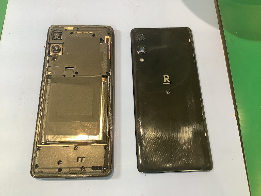 楽天ハンドのバッテリー交換なら最短即日修理のスマホ修理工房町田モディ店にご相談ください