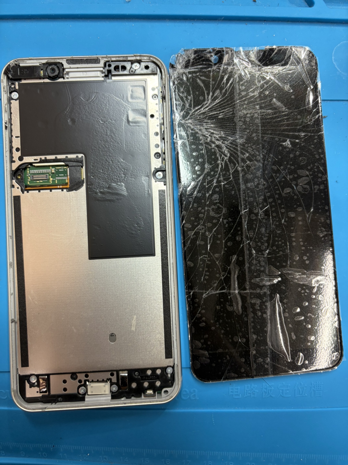 AQUOSSense3 basic(アクオスセンス3)をお持ち込みいただきました。【スマホ修理工房 池袋P'パルコ本店】