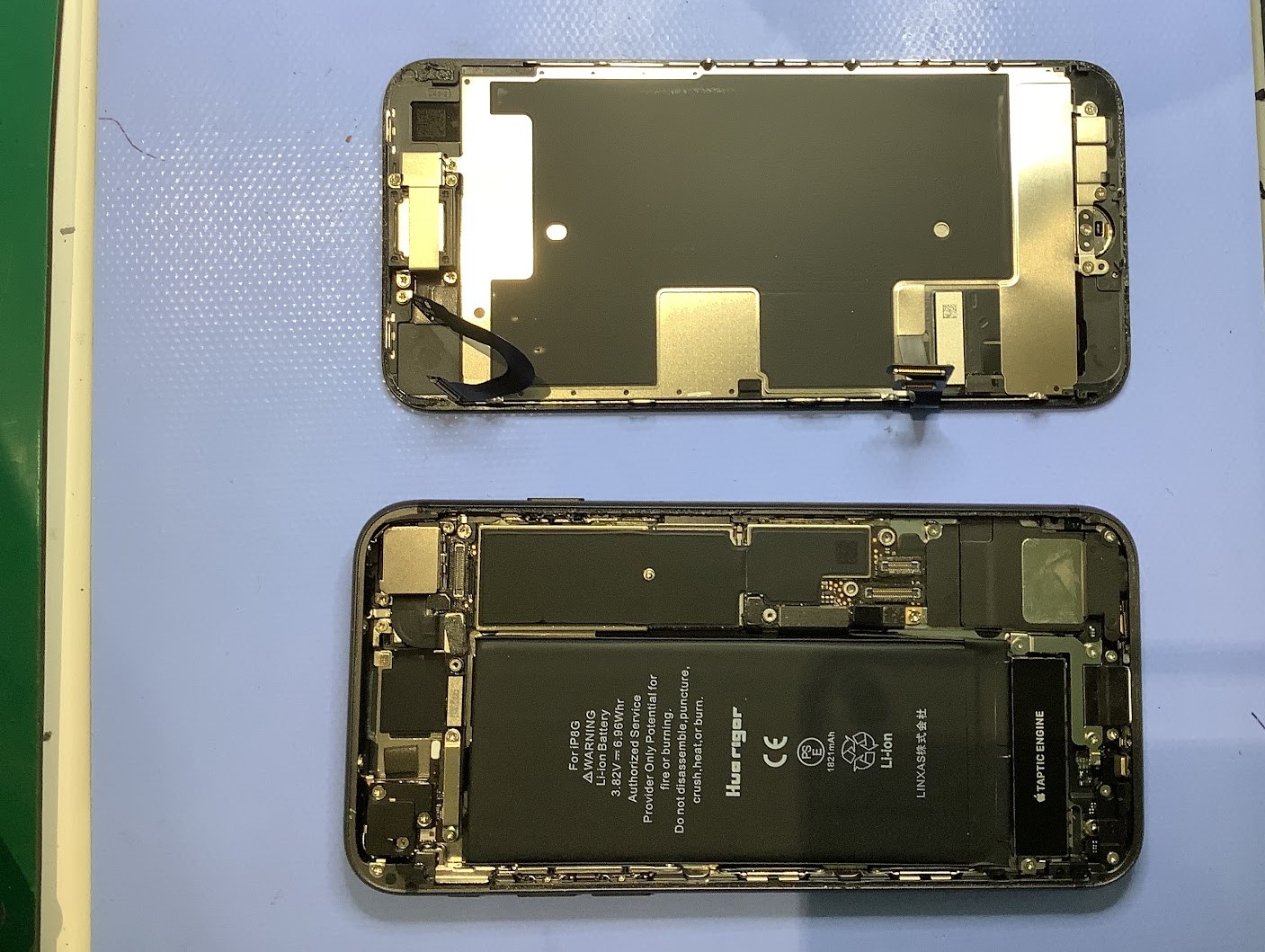 iPhone8のバッテリー交換ならデータをそのまま・最短即日修理のスマホ修理工房ラザウォーク甲斐双葉店にご相談ください