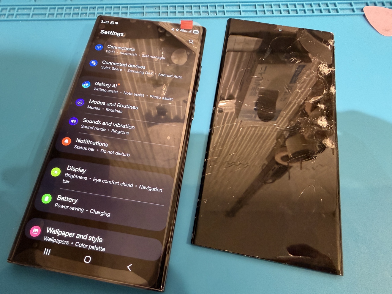 Galaxy S23 Ultra（ギャラクシー）の画面割れ・液晶破損修理ならデータそのまま修理の「スマホ修理工房渋谷店」へ！