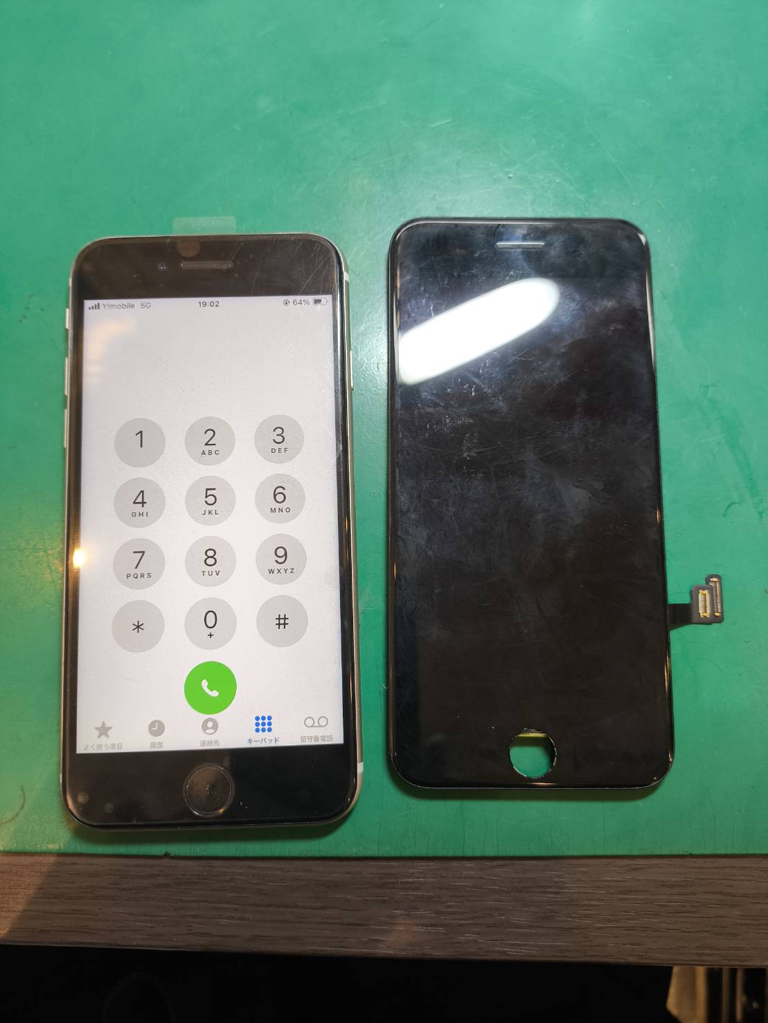 iPhone(アイフォン) SE3の液晶パネル交換修理【スマホ修理工房新百合丘オーパ店】