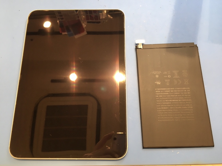 iPad mini6のバッテリー交換をするなら【スマホ修理工房 池袋P'パルコ本店】にお任せください！！