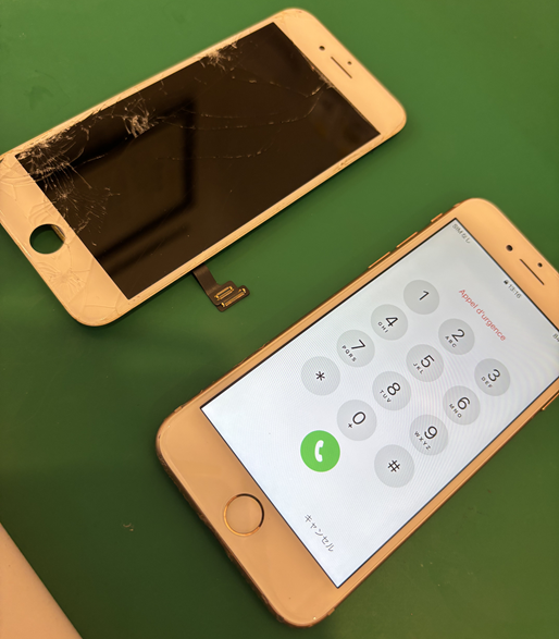 🔧📱iPhone8(アイフォン8)画面割れ・液晶漏れ・液晶割れ修理📱🔧