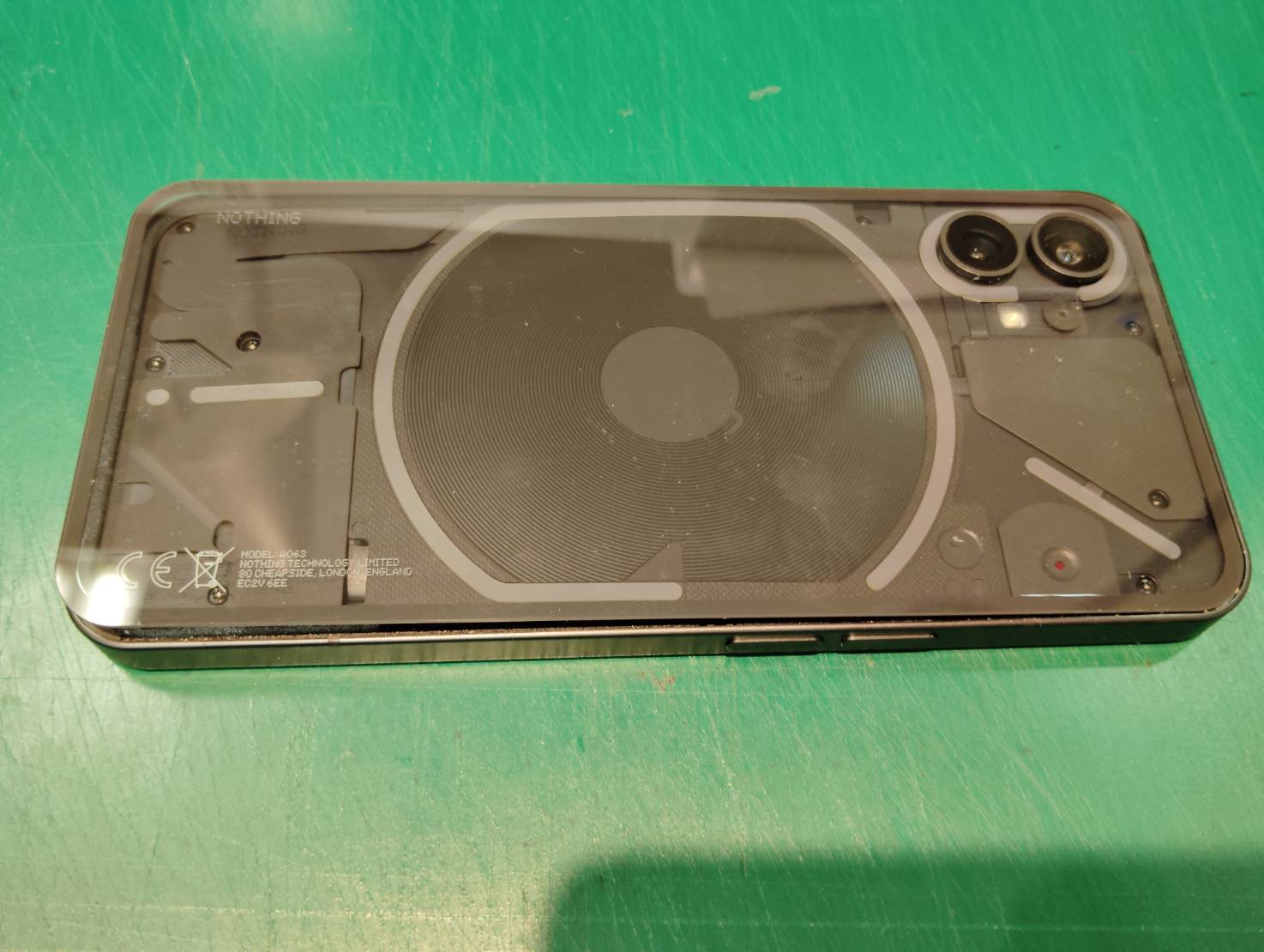 Nothing Phone(１)　部品取り寄せでナッシングフォンのバッテリー交換を承りました　スマホ修理工房浦和パルコ店