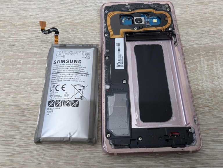 📱🔋 Galaxy Feel（ギャラクシー フィール） バッテリー交換ならスマホ修理工房富山グリーンモール山室店へ★