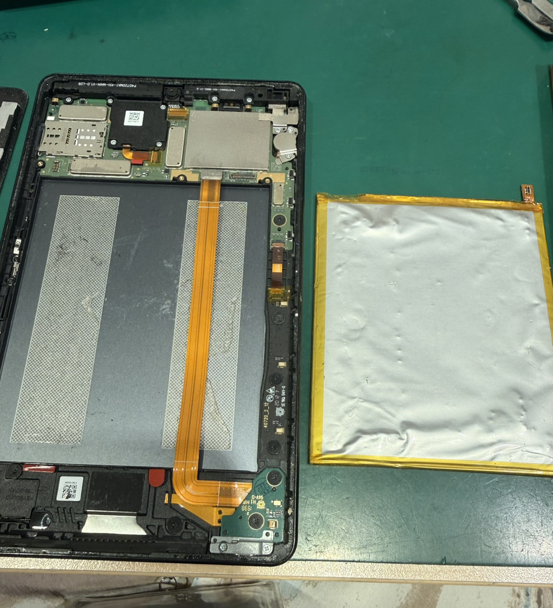 Androidタブレットのバッテリー交換