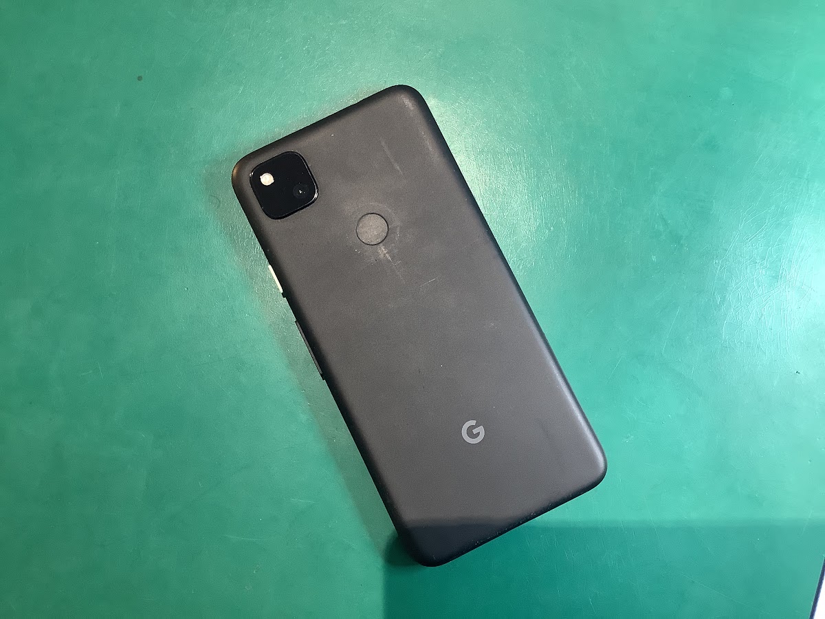Pixel4Aのバッテリー交換ならデータをそのまま・最短即日修理のスマホ修理工房ラザウォーク甲斐双葉店にご相談ください!