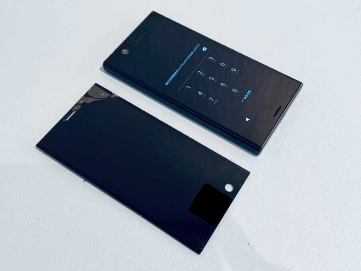落として画面を割ってしまった！SONY Xperia XZ1 compact(エクスペリア)の画面交換修理！