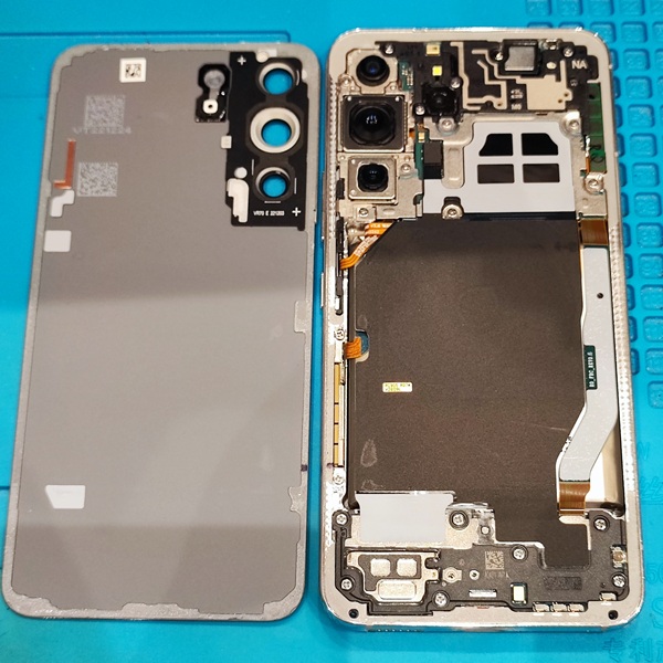 Samsung Galaxy S22 のバッテリー交換を行いました！【スマホ修理工房 熊本ゆめタウン光の森店】