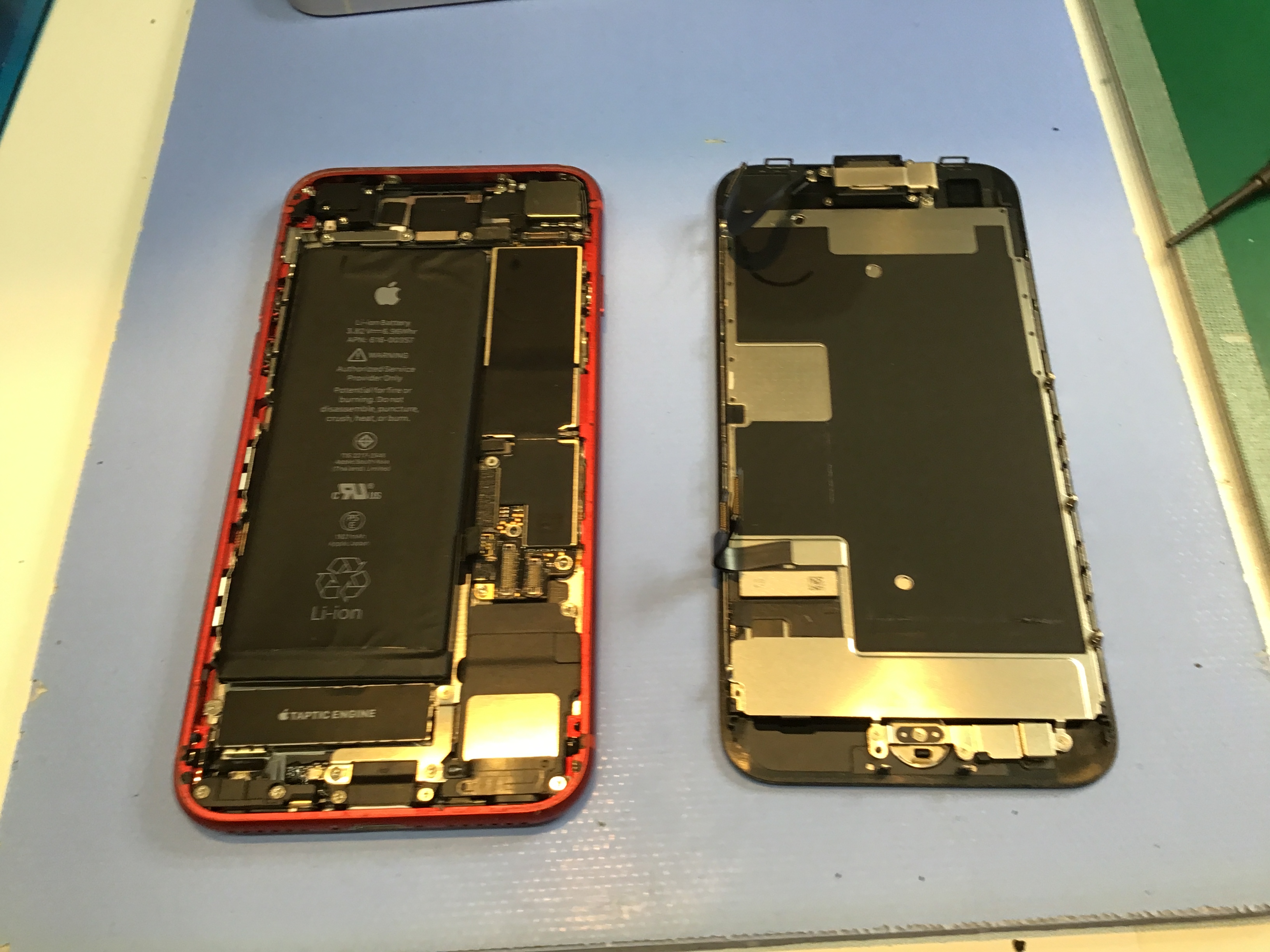 iPhoneSE2のバッテリー交換は、データそのまま・即日修理のスマホ修理工房京王聖蹟桜ヶ丘ショッピングセンターB館店へ！