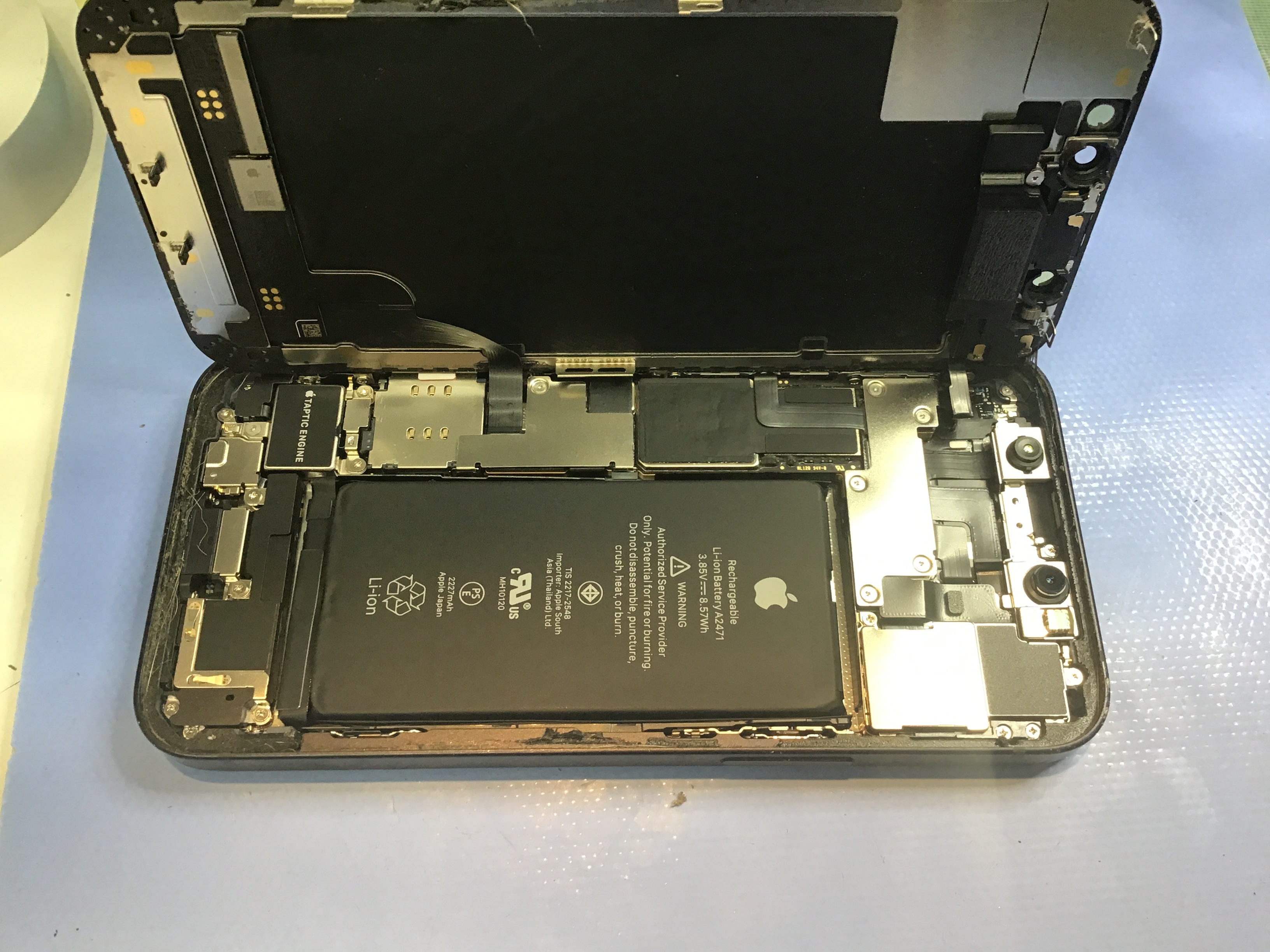 iPhone12miniのバッテリー交換は、データそのまま・即日修理のスマホ修理工房京王聖蹟桜ヶ丘ショッピングセンターB館店へ！