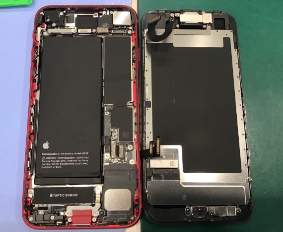 スマホ修理工房セレオ相模原店/iPhoneSE3の修理を承りました