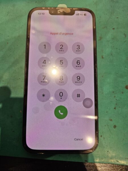 iPhone14(アイフォン14)の画面交換(液晶破損)は、【スマホ修理工房 北千住マルイ店】へ!