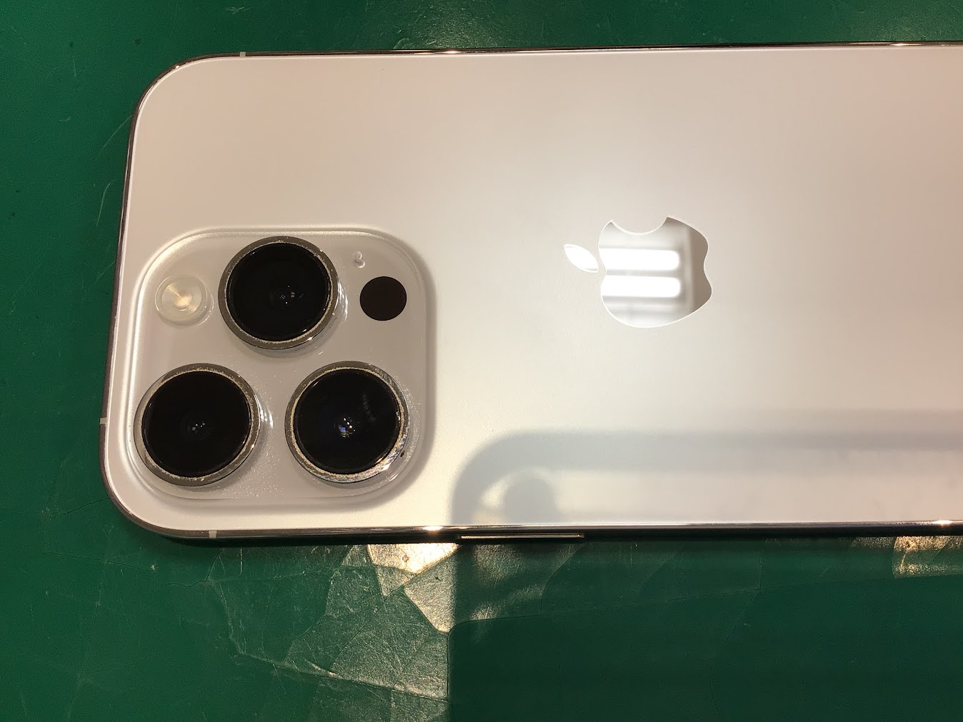 iPhone14Proの修理は当店にお任せください。【スマホ修理工房海老名ビナウォーク店】