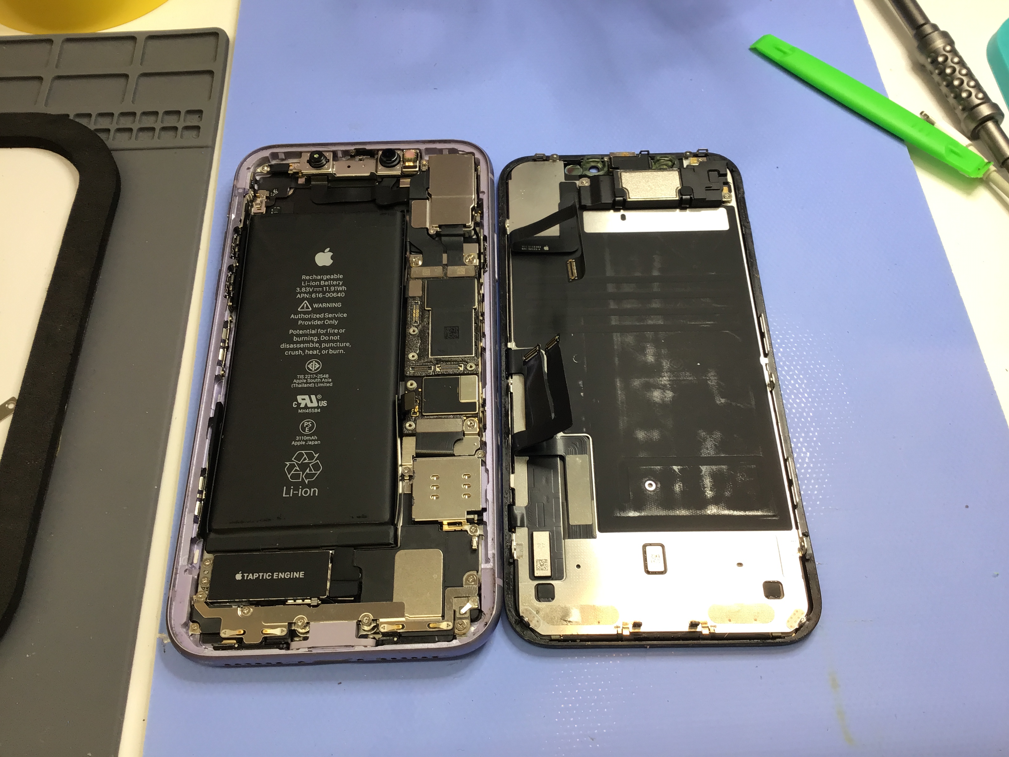 iPhone11のバッテリー交換は、データそのまま・即日修理のスマホ修理工房京王聖蹟桜ヶ丘ショッピングセンターB館店へ！