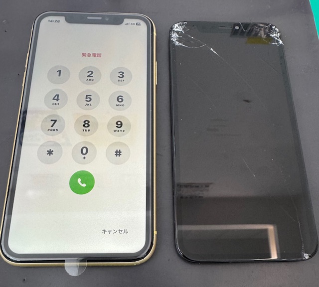 🔧📱iPhoneXR(アイフォンXR)画面割れ・液晶漏れ・液晶割れ修理📱🔧