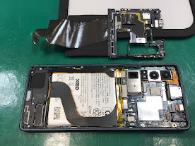 Xperiaのバッテリー交換は、データそのまま・即日修理のスマホ修理工房町田モディ店へ!