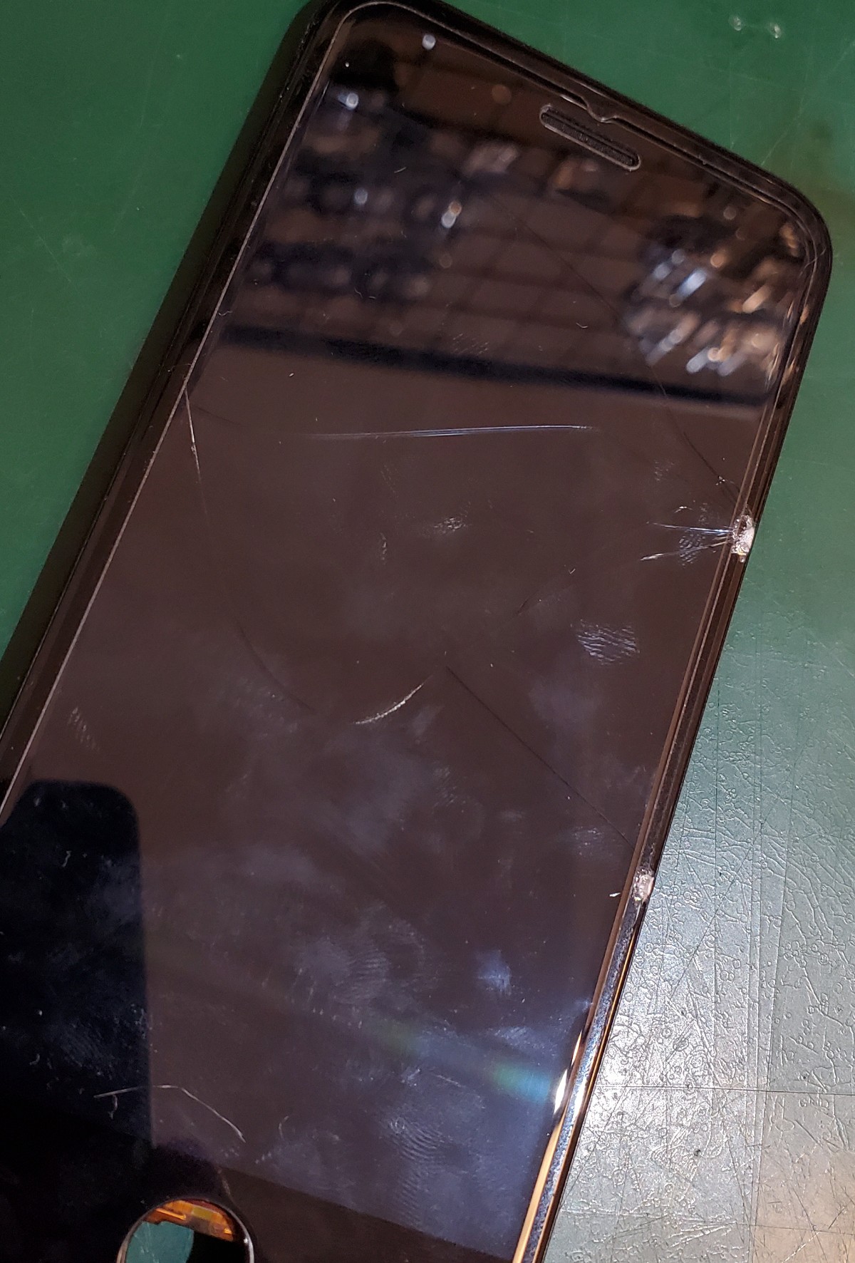 iPhoneSE2 液晶交換修理