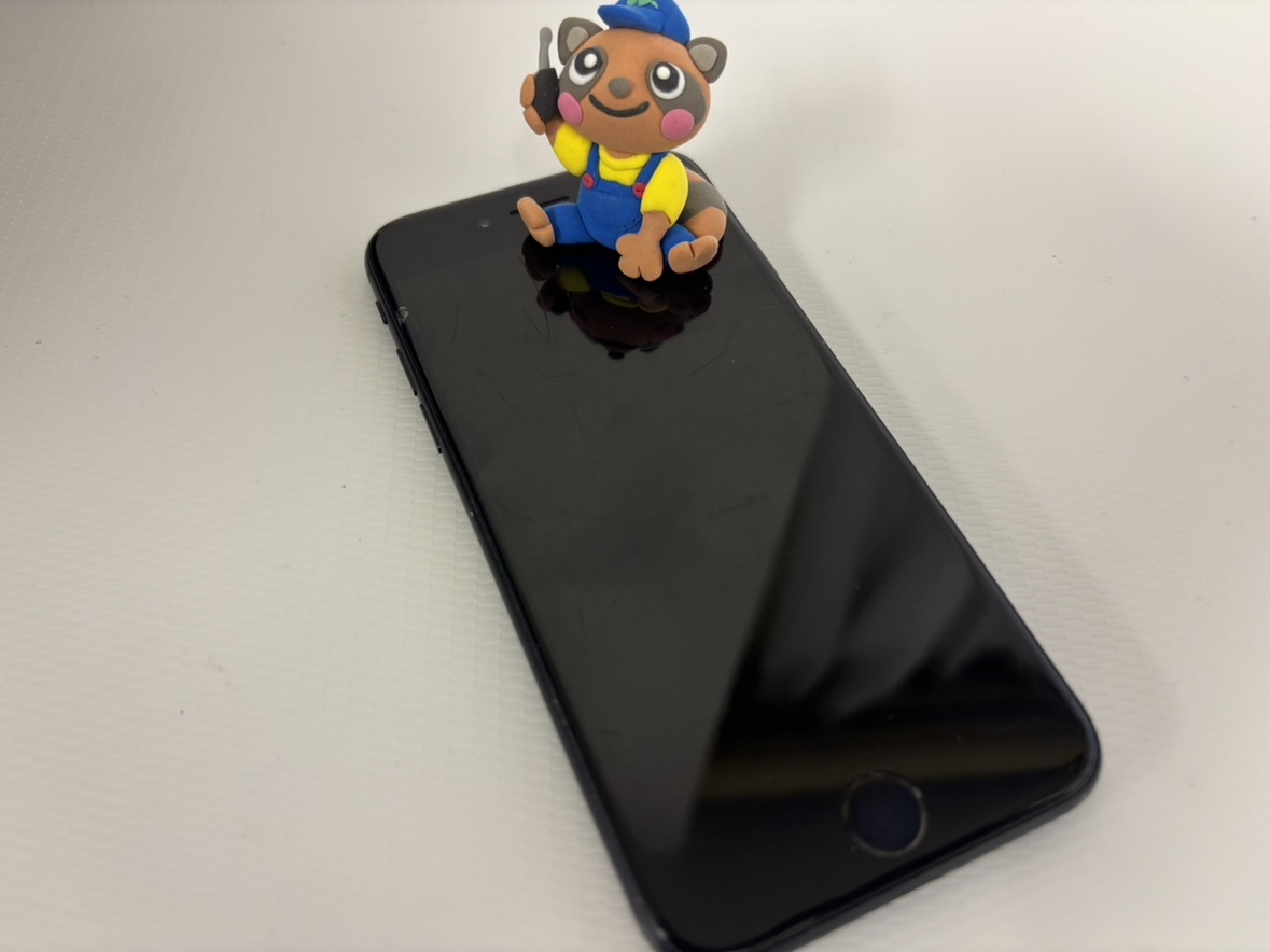 【中央林間店】iPhone SE3の液晶修理