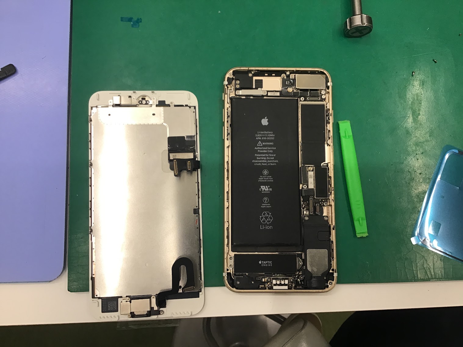 iPhone修理　データをそのまま・最短即日修理のスマホ修理工房八王子オクトーレ店にご相談ください！