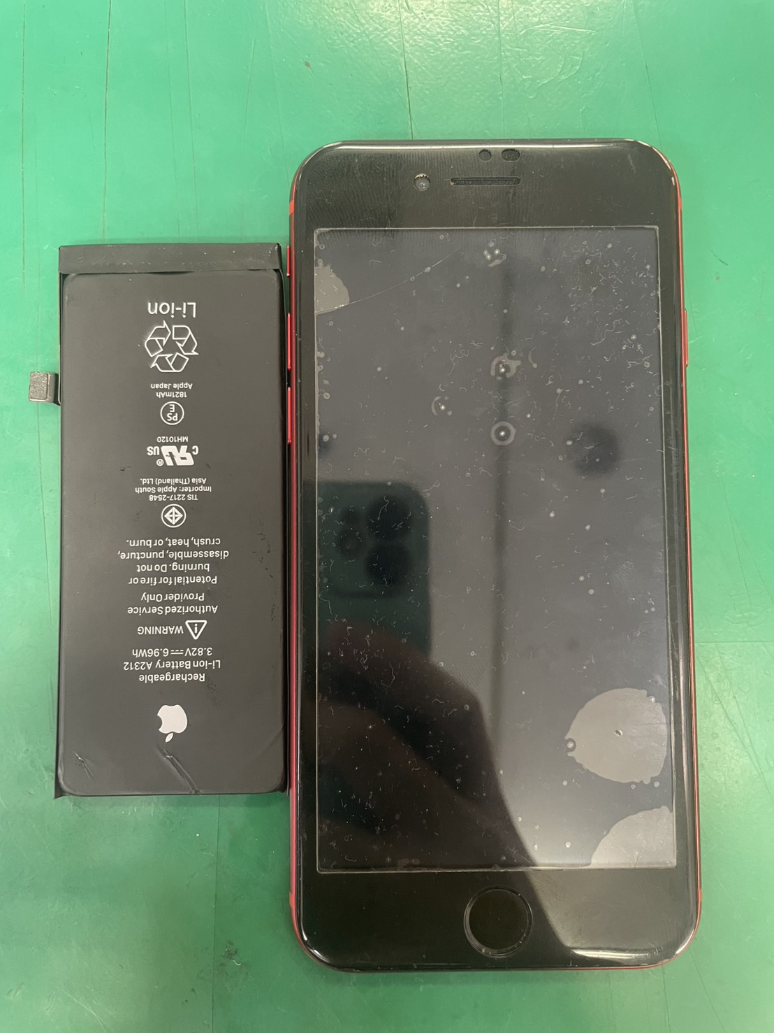 iPhoneSE2 バッテリー交換を行わせて頂きました!【スマホ修理工房三鷹店】