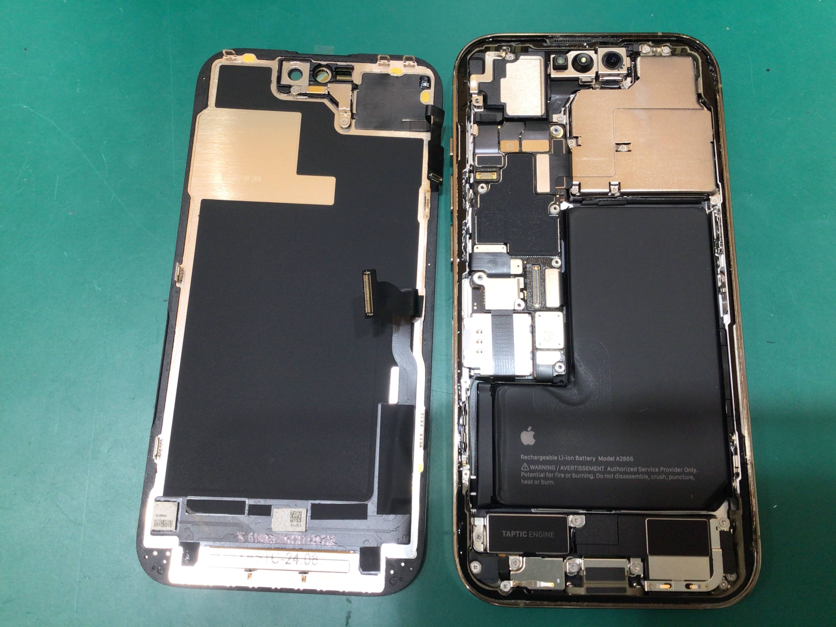 iPhone14Proバッテリー修理　データをそのまま・最短即日修理のスマホ修理工房イーアス高尾店にご相談下さい！