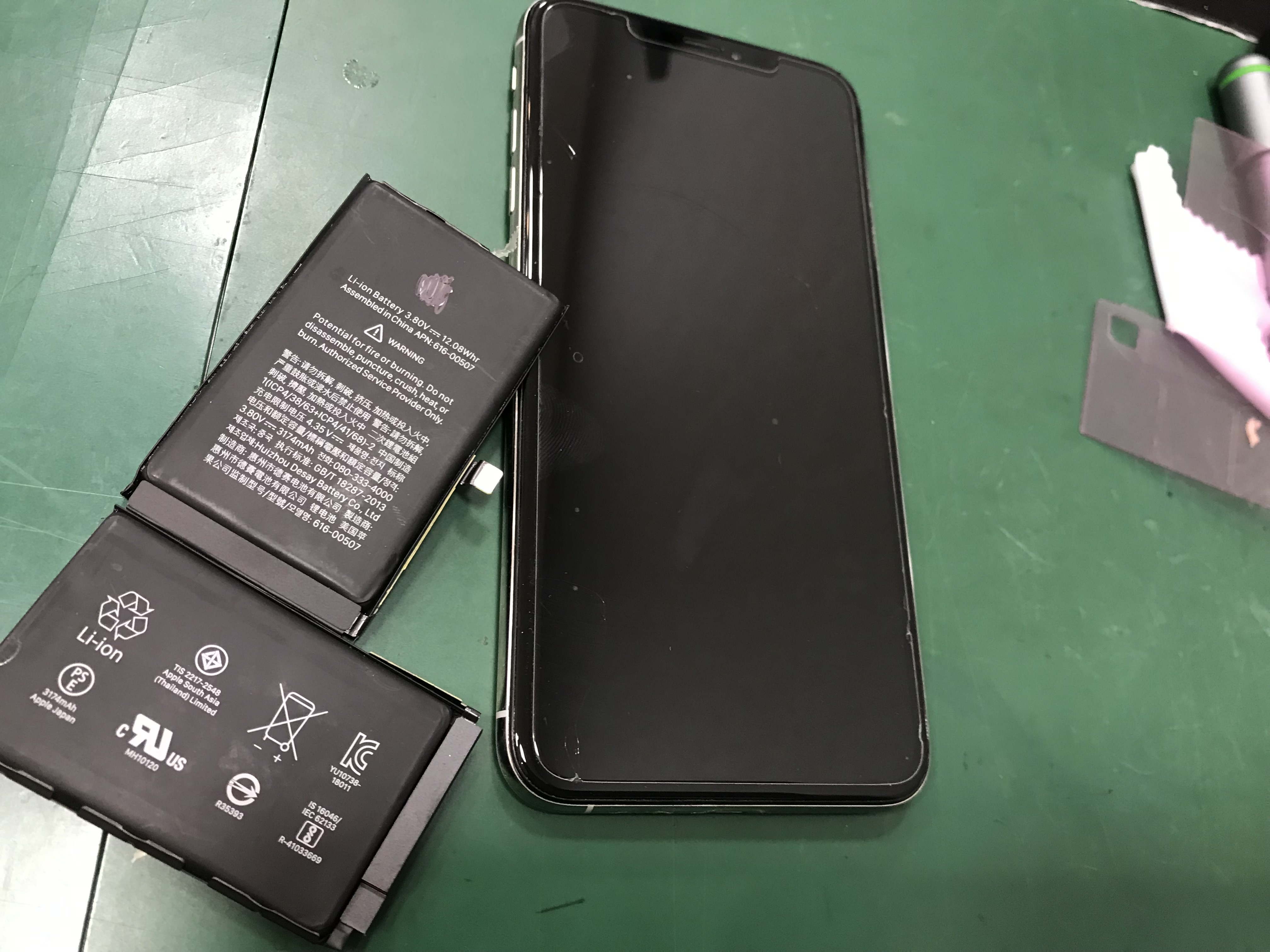 iPhoneXSMaxのバッテリー交換も　ふじみ野市にあるスマホ修理工房イオン大井店にお任せ！