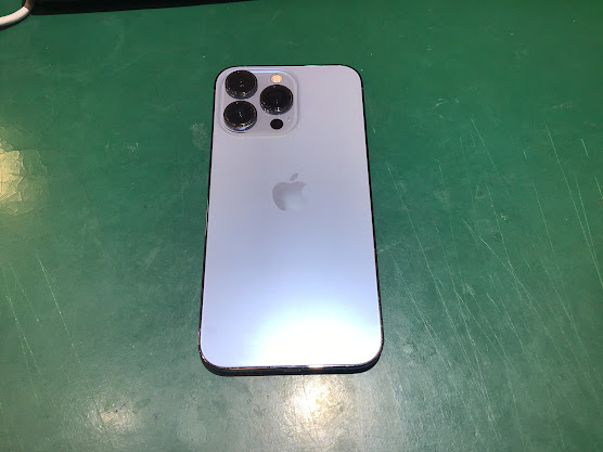 iPhone13Proの修理は当店にお任せ下さい。【スマホ修理工房海老名ビナウォーク店】