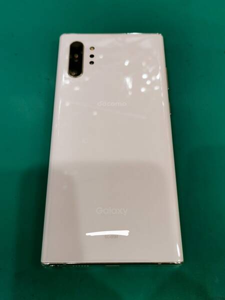 Galaxy Note10+のフロントパネル交換後|背面も美しく仕上がった本体【スマホ修理工房 新宿PePe店】